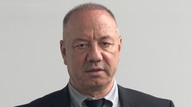 Prof.Nissan pic.